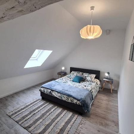 Centre Ville 3 Pieces Envoutant Sous Combles 40M² Joigny Luaran gambar